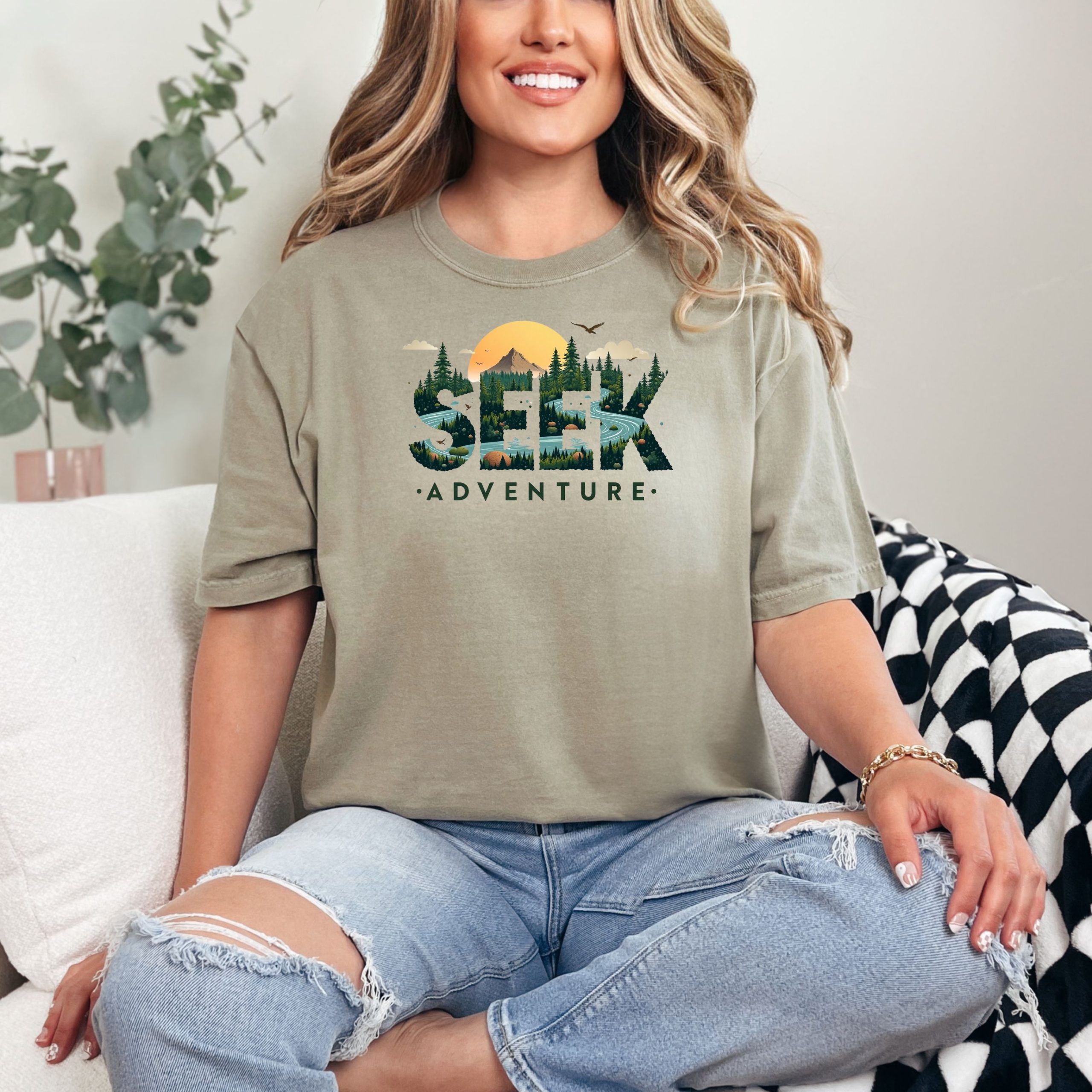 Camping tshirt women - Adventure Seeker - Narre Hill Tees